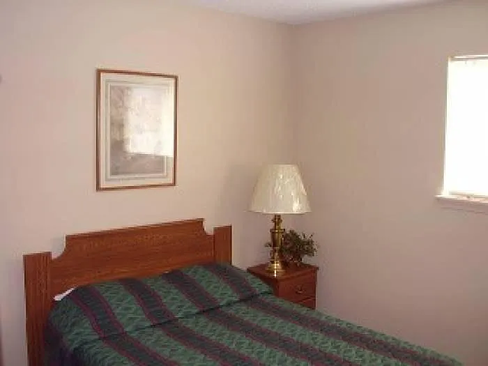 1135-2 W Virginia Ln — Photo 3