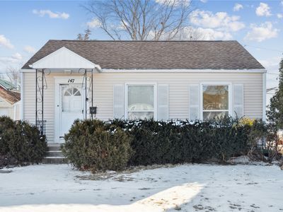 147 18th St SW, Cedar Rapids, IA, 52404