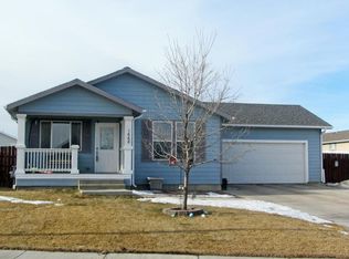 1668 Pathfinder Cir, Gillette, WY 82716