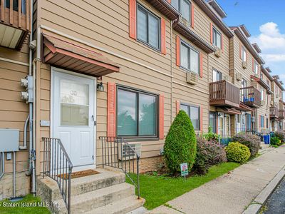 60 Lamped Loop, Staten Island, NY, 10314
