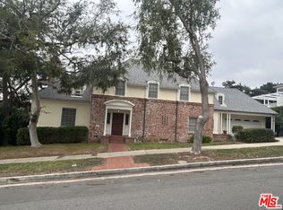 5975 S Citrus Ave, Los Angeles, CA 90043