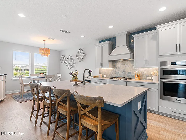 428 Blue Hampton Dr — Photo 8