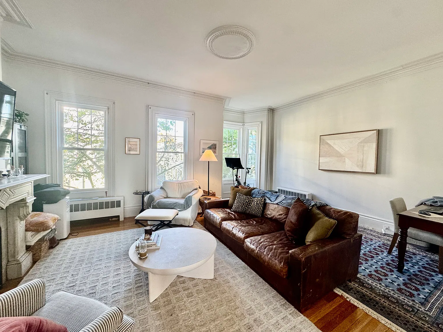 2 bed, 1.5 bath, 1100 sqft, $3,900 — Photo 4