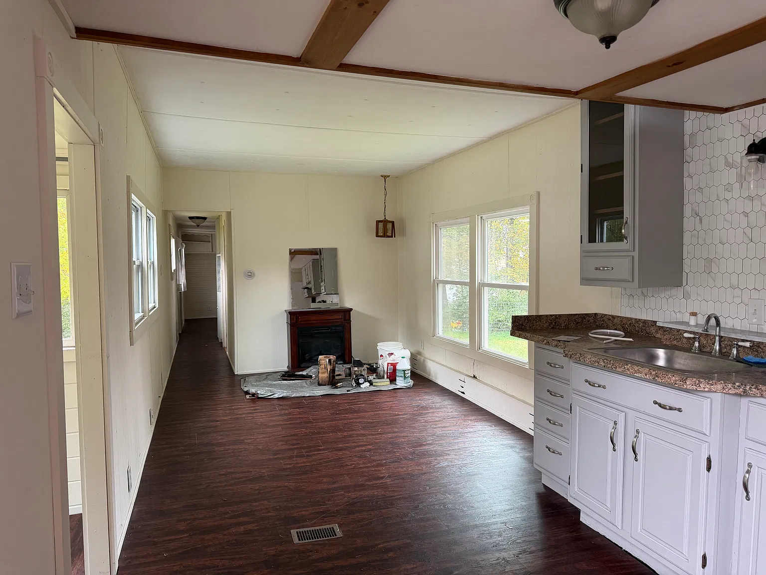 1 bed, $1,000 — Photo 2