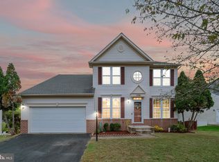 15381 Tina Ln, Woodbridge, VA 22193
