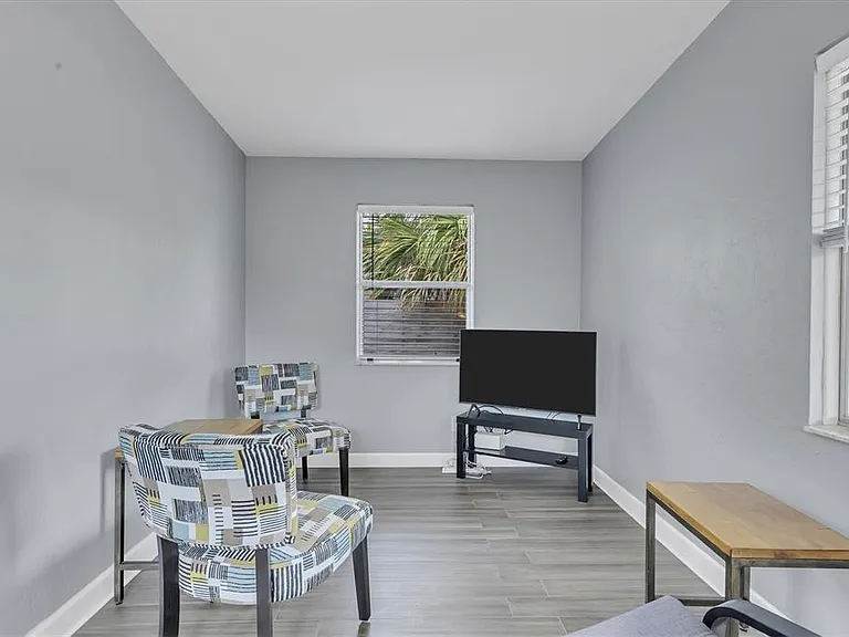 2305 Novus St — Photo 14