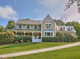 40 Knollcroft Rd, Basking Ridge, NJ 07920