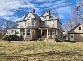 2195 Elm St, Manchester, NH 03104