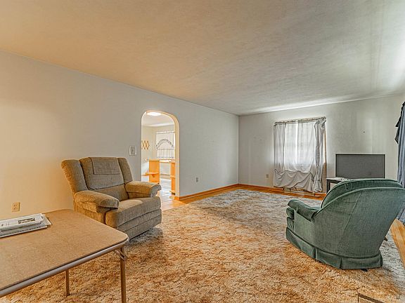 3rd image of 209 Palmer Ave