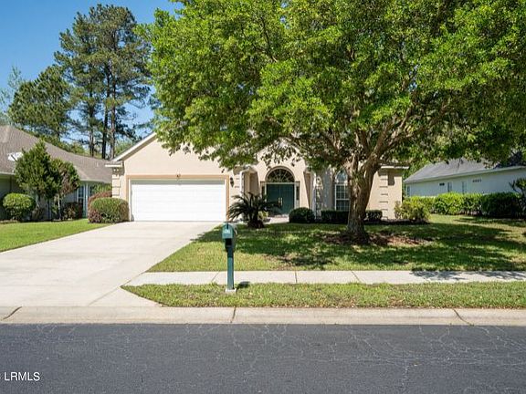 3rd image of 36 Stratford Ln