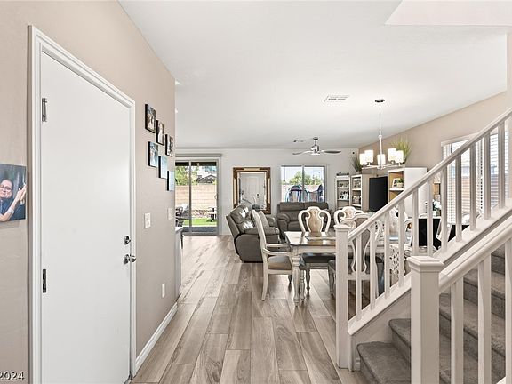 4th image of 10110 Skye Castle Dr
