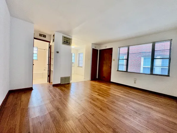 7212 Wise Ave APT D, Saint Louis, MO 63117