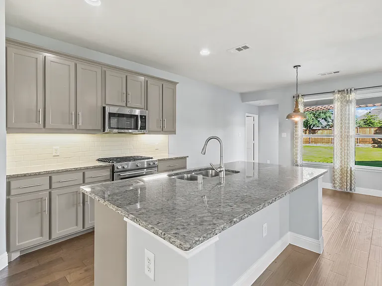 4424 Overbrook Dr — Photo 14
