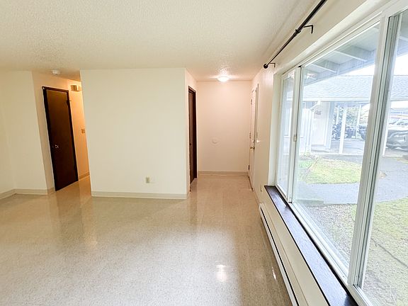 2nd image of 6112 W Beech St #1