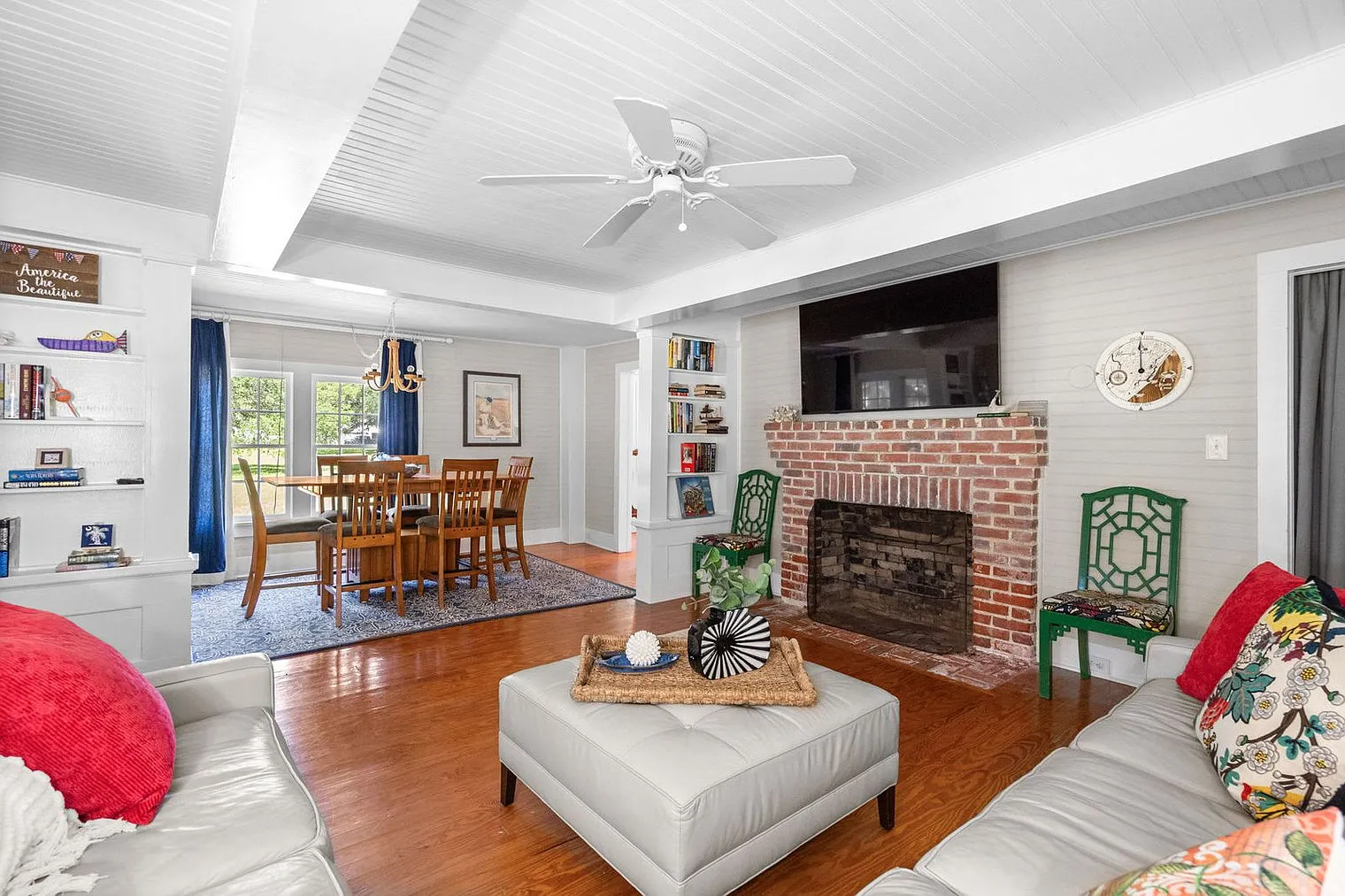 4 bed, 3.0 bath, 1840 sqft, $6,502 — Photo 4