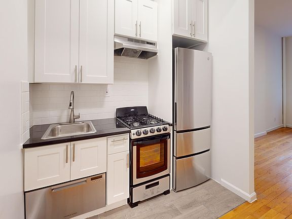 4th image of 341 E 77th St APT 1RW