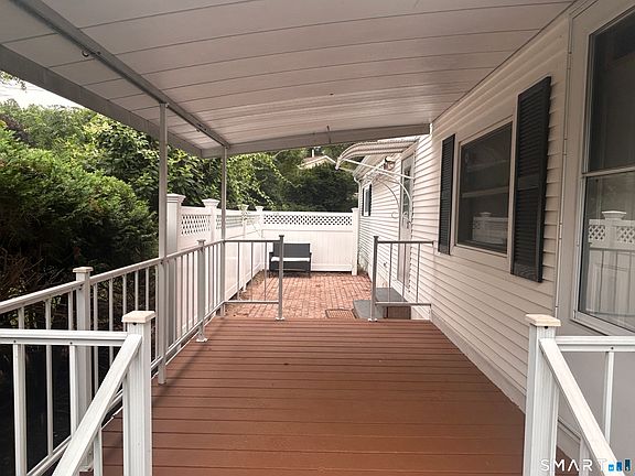 3rd image of 25 Whitewood Road