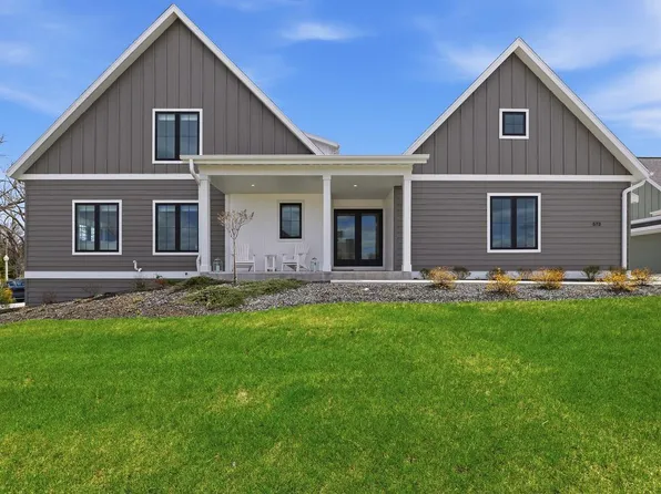 573 Meadow CIRCLE E E, Kohler, WI 53044
