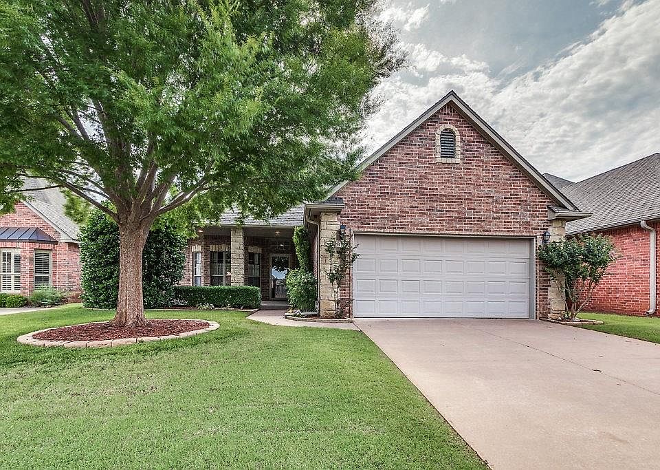 1st image of 12312 Saint Lukes Ln