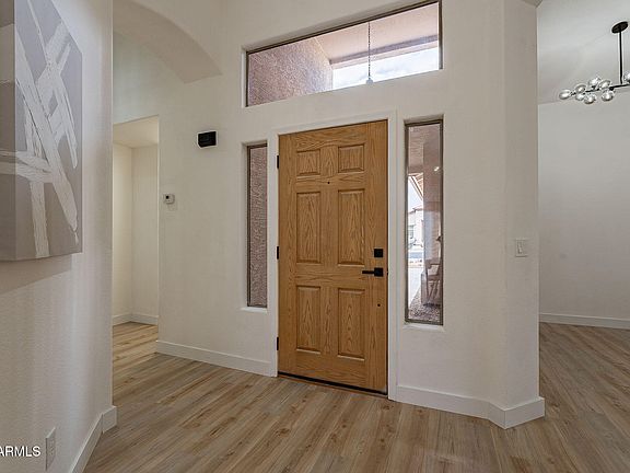 3rd image of 1567 E BLACK DIAMOND Drive