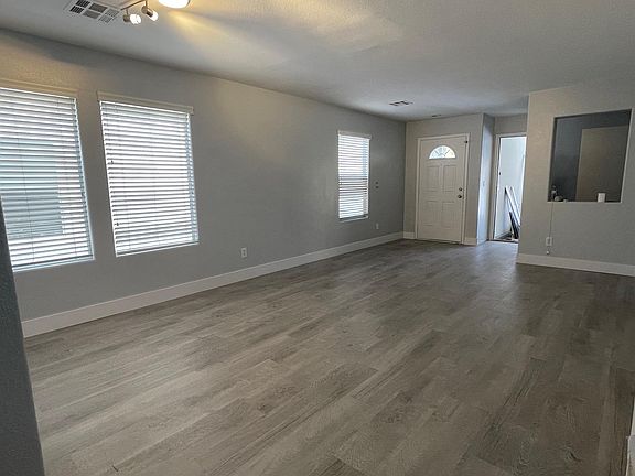 5th image of 9511 Violet Sunset Ave