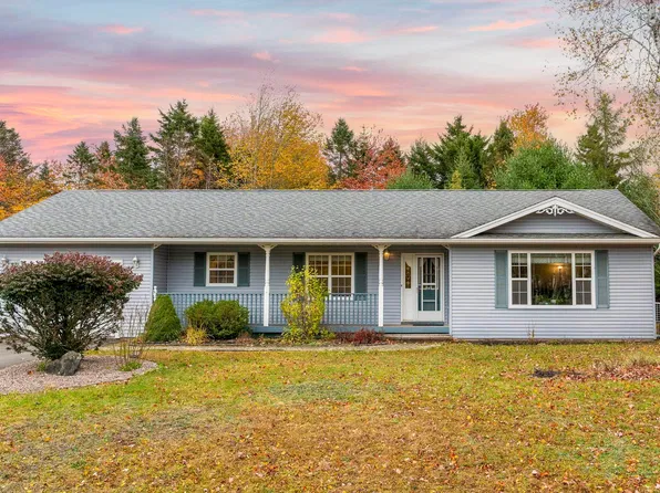 39 Homestead Dr, Colchester, NS B6L 3S1
