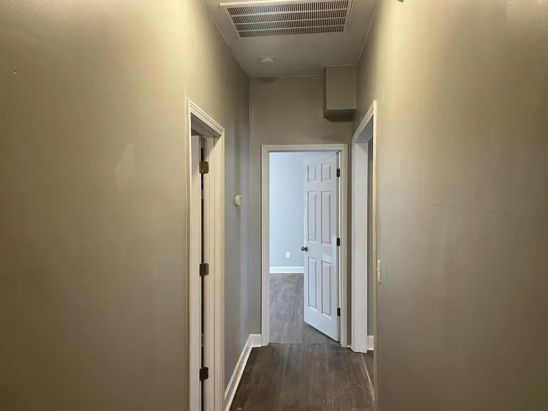 247 Woods St — Photo 6