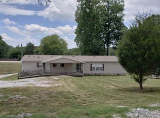 9909 Hall Rd, Knoxville, TN 37923