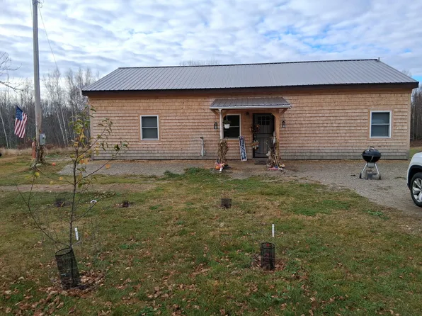 511 Kingman Road, Kingman Twp, ME 04451