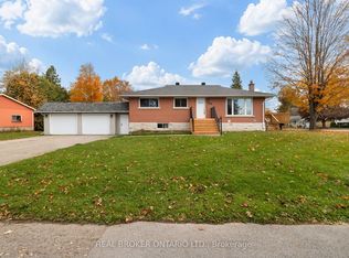 199 Andrews Ave, Smiths Falls, ON K7A 4R9