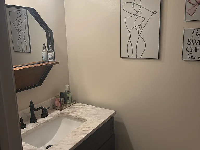 5233 Hil Mar Dr — Photo 6