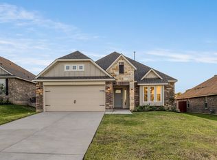 2026 Winepress Rd, Brenham, TX 77833