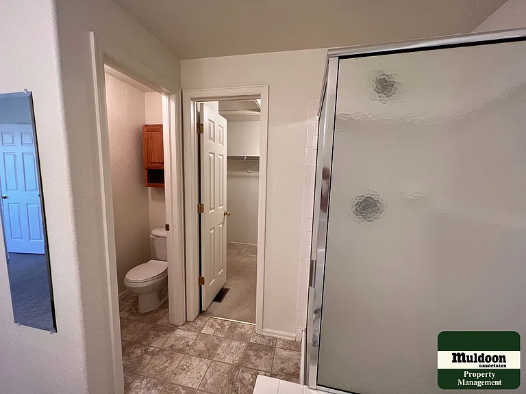5807 Poudre Way — Photo 36