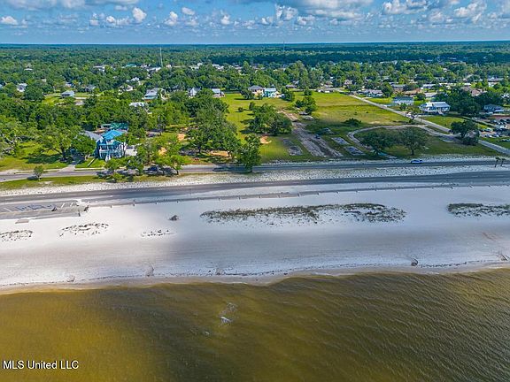 4th image of 0 W Beach Blvd