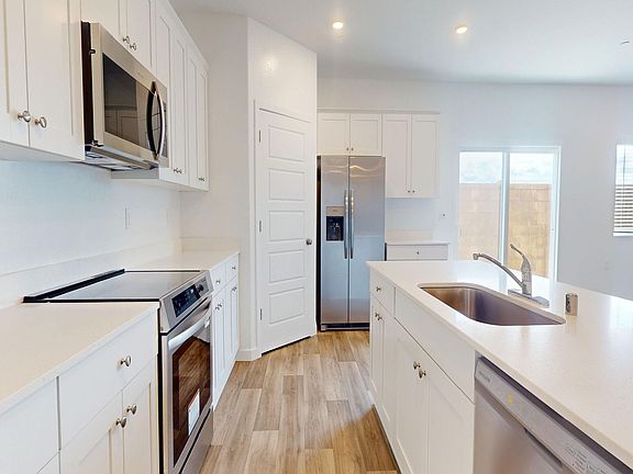 3rd image of 3231 Carambola Ave