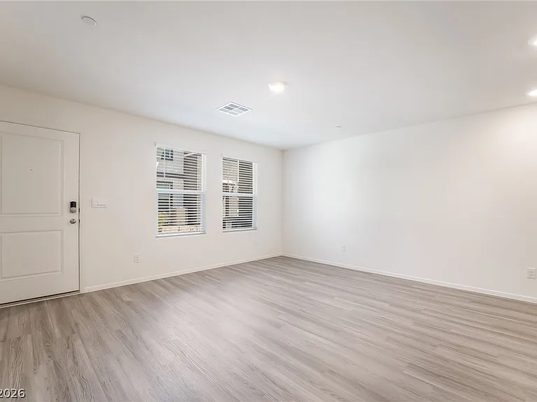 9472 Peaceful River Ave — Photo 8