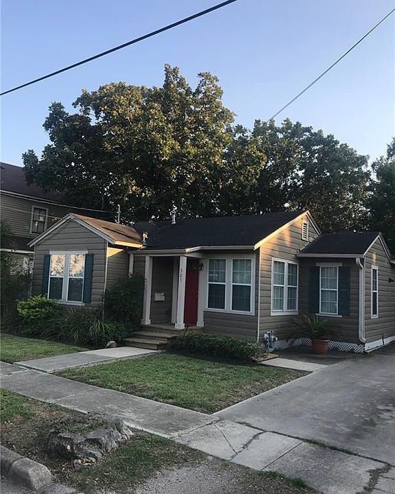 2nd image of 505 E Forrest St