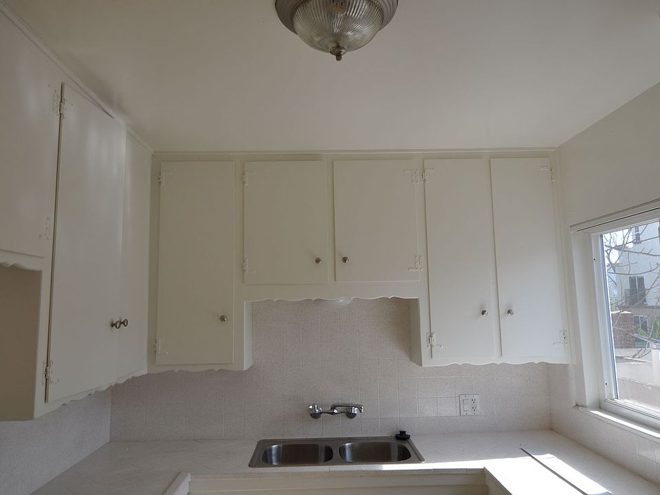 1st image of 4924 Tujunga Ave #17904794