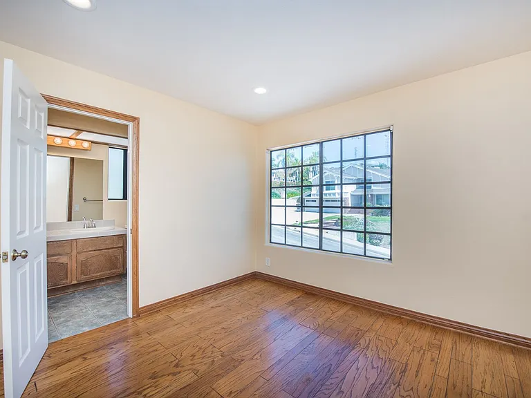 2274 N Rockridge Pl — Photo 45