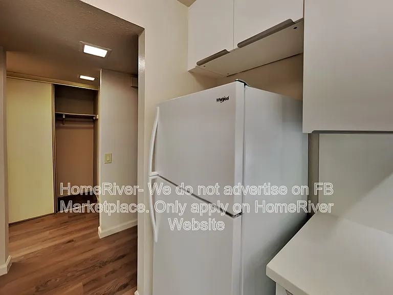 6220 Gloria Dr #1 — Photo 8