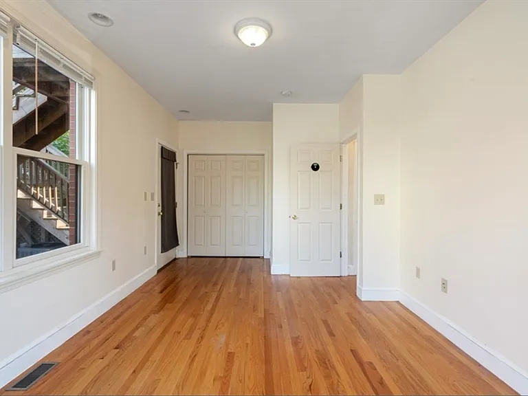 85 Fort Ave #1 — Photo 7
