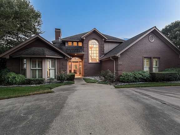 2nd image of 3504 Estates Dr