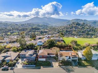 139 Ridgewood Dr, San Rafael, CA 94901