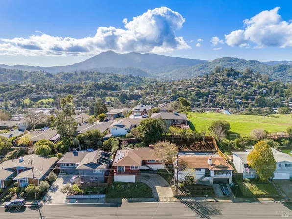 139 Ridgewood Drive, San Rafael, CA 94901