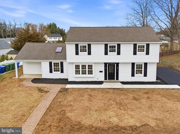25 Heritage Rd, Marlton, NJ 08053