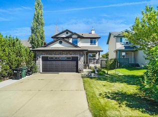 19 Christina Way, Strathcona County, AB T8H2G7
