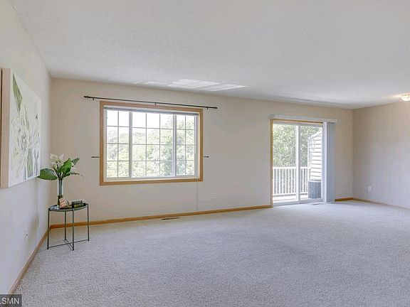 4th image of 1555 County Road D E Unit A