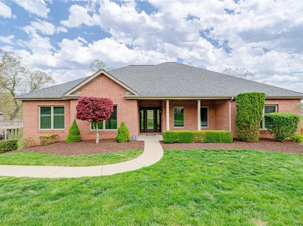 3275 Fawnway Dr, Murrysville, PA 15668