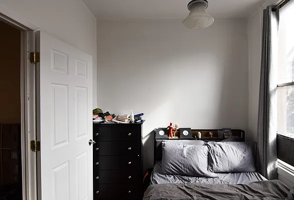 Rented by The Agency | media 18