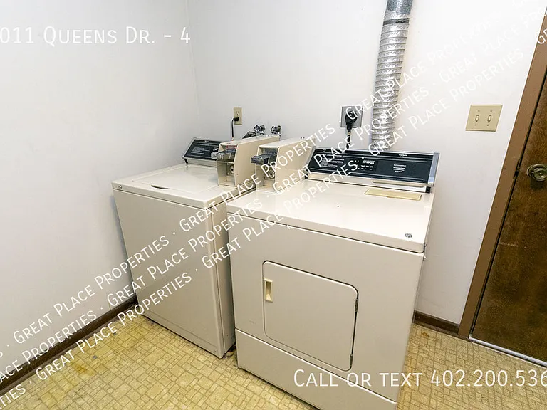 6011 Queens Dr #4 — Photo 7
